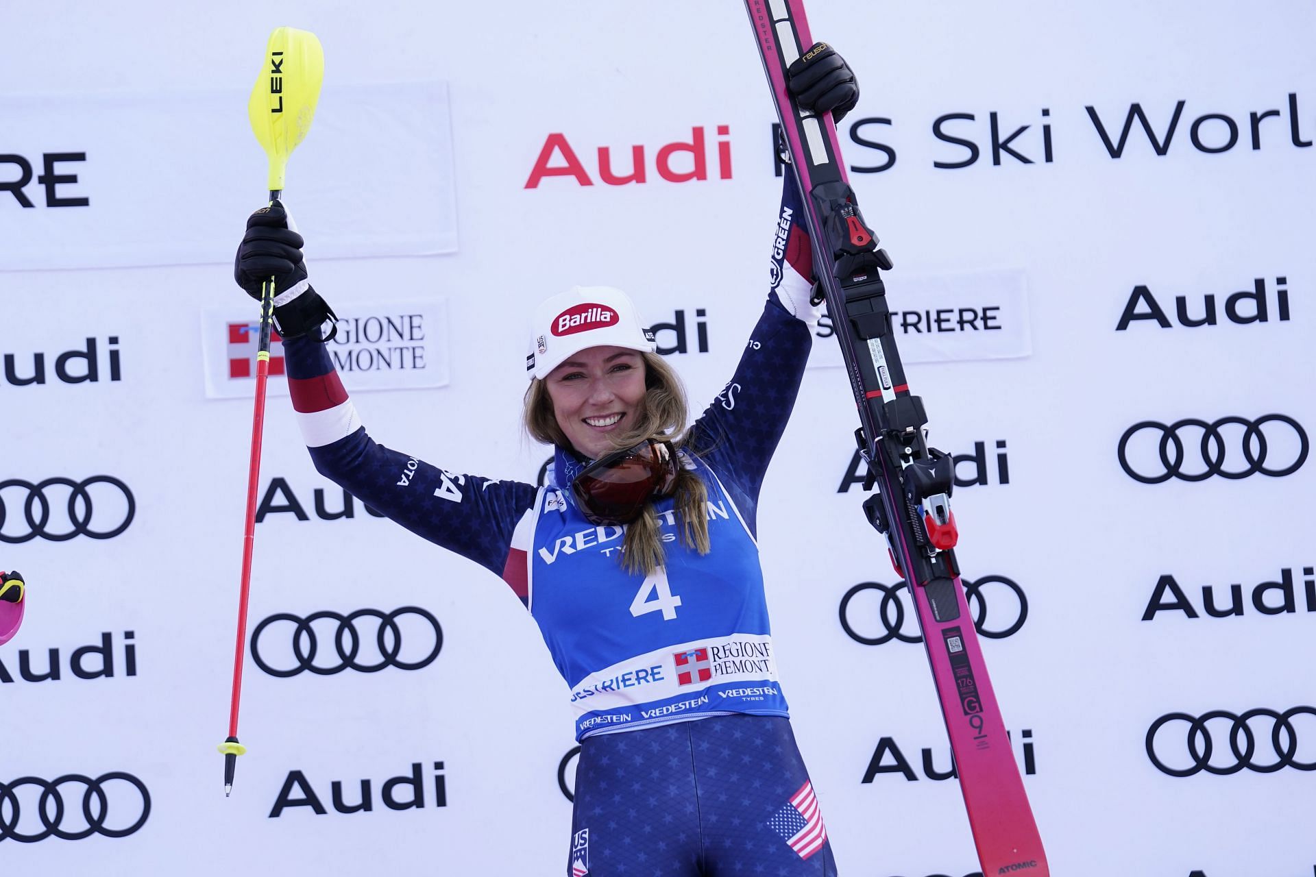 Mikaela Shiffrin on the podium at the Audi FIS Ski World Cup Sestriere 2025 - (Source: Getty)